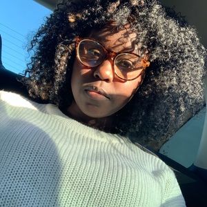 Meet your Posher, Ciara